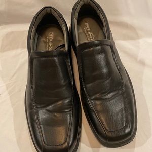 Men’s dress shoes